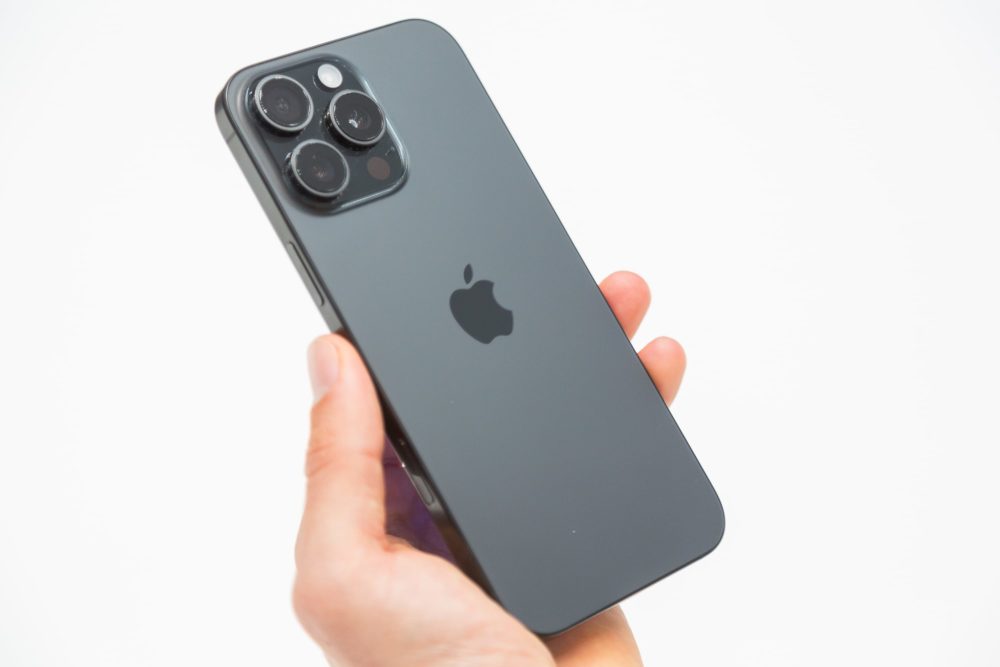 Zdjęcie okładkowe do wpis iPhone 17 Pro może otrzymać nowy system chłodzenia parowego