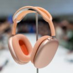 Zdjęcie okładkowe wpisu: Apple miażdży konkurencję na rynku słuchawek w 2025 roku