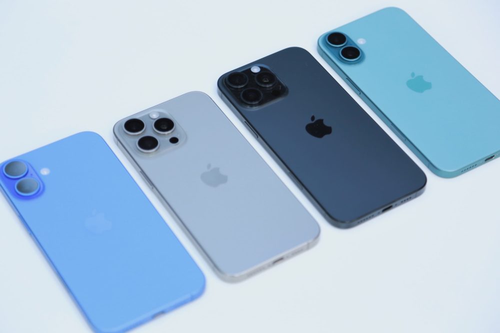 Zdjęcie okładkowe do wpis Wojna o patenty uderza w Apple. Część iPhone’ów może zniknąć z amerykańskiego rynku