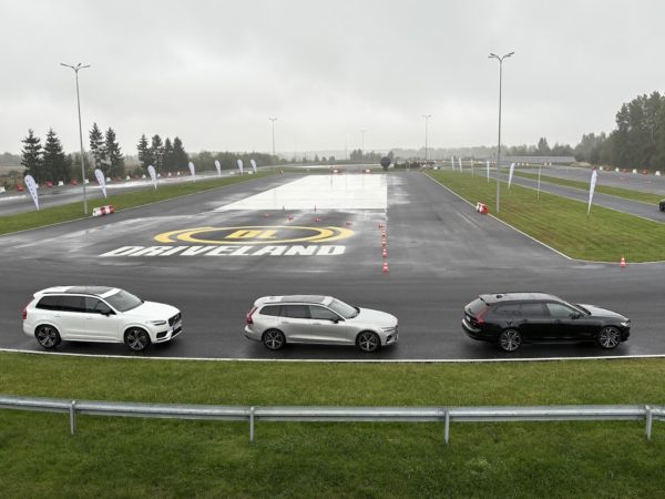 Volvo i MotoTrendy IBRM Samar