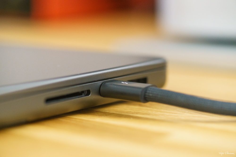 Zdjęcie okładkowe do wpis Nowe MacBooki Pro i&nbsp;Mac Studio opóźnione przez&nbsp;braki pamięci