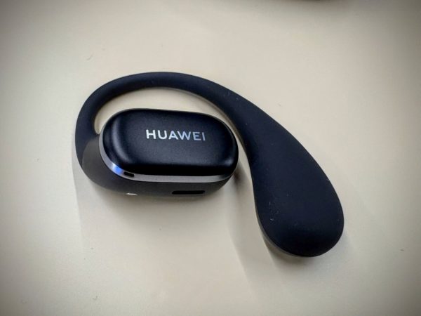 Huawei FreeArc (fot. Dariusz Hałas / iMagazine.pl)