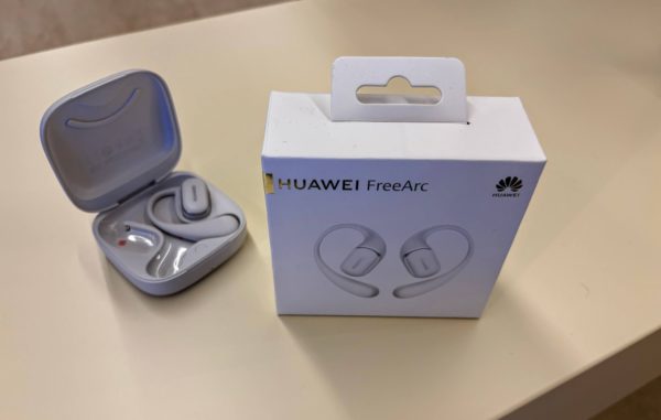 Huawei FreeArc (fot. Dariusz Hałas / iMagazine.pl)