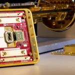 Zdjęcie okładkowe wpisu: Microsoft Majorana 1 – nowy chip kwantowy wykorzystujący hipotetyczną fizykę kwazicząstek