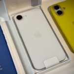 Zdjęcie okładkowe wpisu: iFixit rozbiera iPhone 16e, by przyjrzeć się modemowi Apple C1