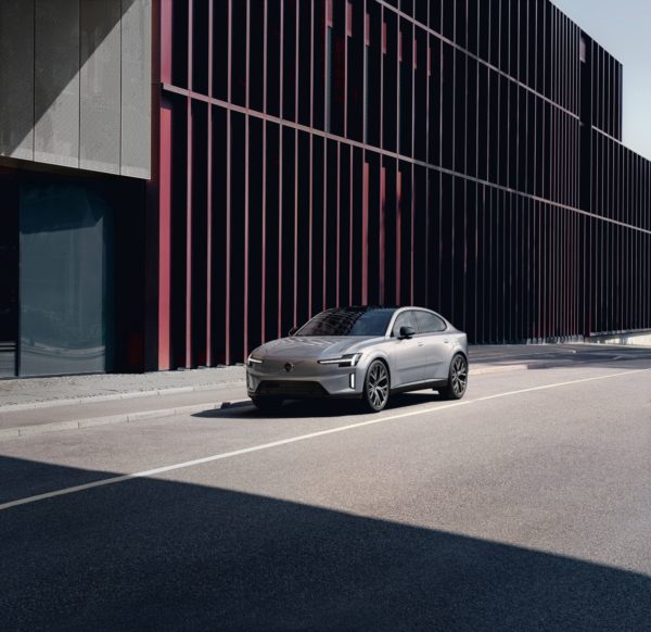 Volvo ES90