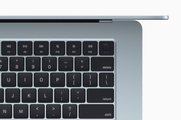 MacBook Air M4
