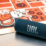 Zdjęcie okładkowe wpisu: JBL Flip 7 – nowy król przenośnych głośników z bezstratnym dźwiękiem i AI