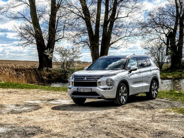 Mitsubishi Outlander PHEV