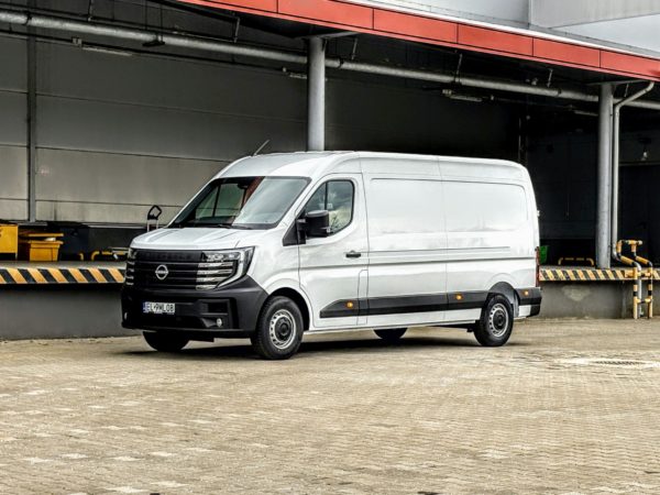 Nissan Interstar