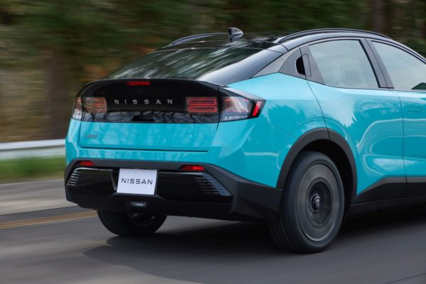 Nissan Leaf III
