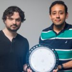 Zdjęcie okładkowe wpisu: Naukowcy znaleźli sposób na deepfake’i. Ukryli tajny kod w świetle