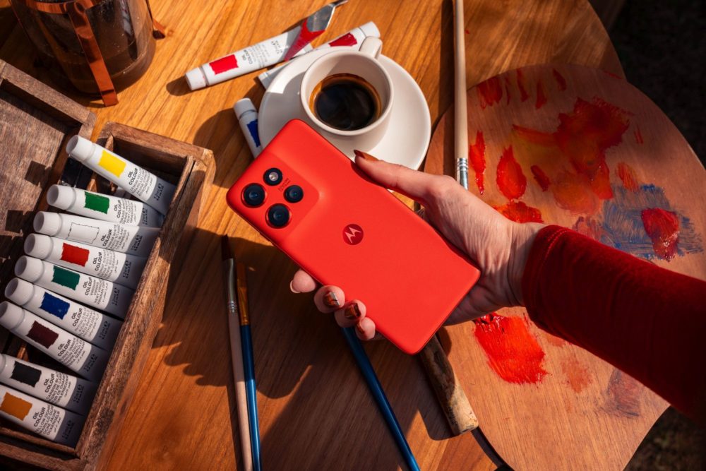 Zdjęcie okładkowe do wpis Motorola na IFA 2025: pancerny i kompaktowy edge 60 neo oraz moto g06 power z baterią 7000 mAh