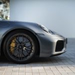 Zdjęcie okładkowe wpisu: Tajemnicza awaria Porsche w Rosji. Setki luksusowych aut zamieniły się w „cegły”