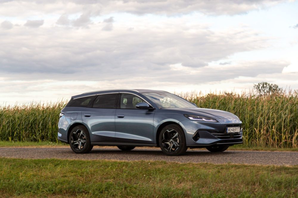 Zdjęcie okładkowe do wpis BYD rusza z produkcją w Europie i chwali się 5 gwiazdkami Euro NCAP. Co jeszcze ogłoszono w Monachium?