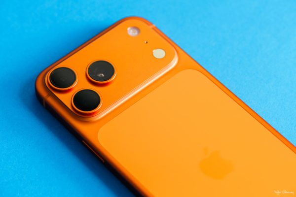 Zdjęcie okładkowe wpisu iPhone 18 bez&nbsp;większych zmian w&nbsp;designie – sugeruje leaker