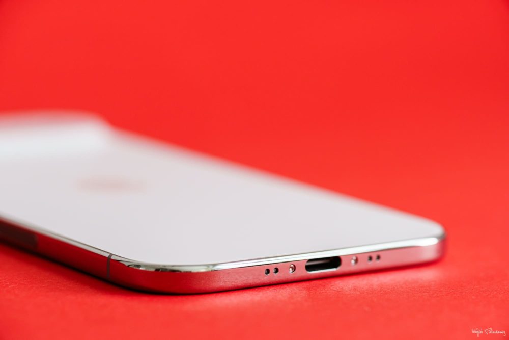 Zdjęcie okładkowe do wpis iPhone Fold: opóźnienia w&nbsp;produkcji, ale&nbsp;premiera wciąż planowana na&nbsp;2026 rok