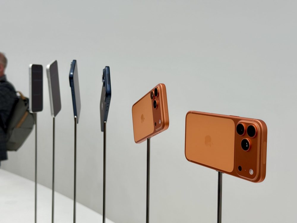 Zdjęcie okładkowe do wpis iPhone 18 Pro z&nbsp;wyraźnie większą wyspą aparatu
