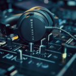 Zdjęcie okładkowe wpisu: Dwa w jednym dla DJ-ów. Beyerdynamic prezentuje modele DJ 300 PRO X i CLUB