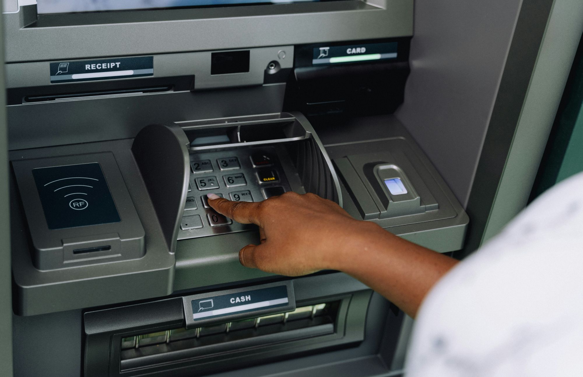 Zorganizowana akcja przestępców. Klienci Santandera stracili pieniądze, bank zapowiada zwrot