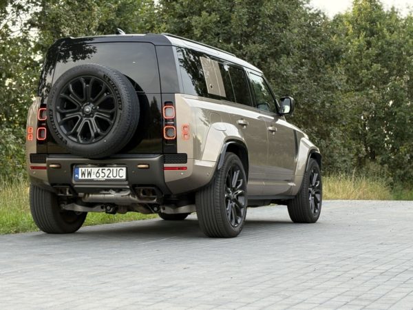 Land Rover Defender OCTA