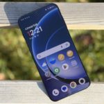 Zdjęcie okładkowe wpisu: OnePlus 15 – pierwsze wrażenia. Bestia w matowej czerni