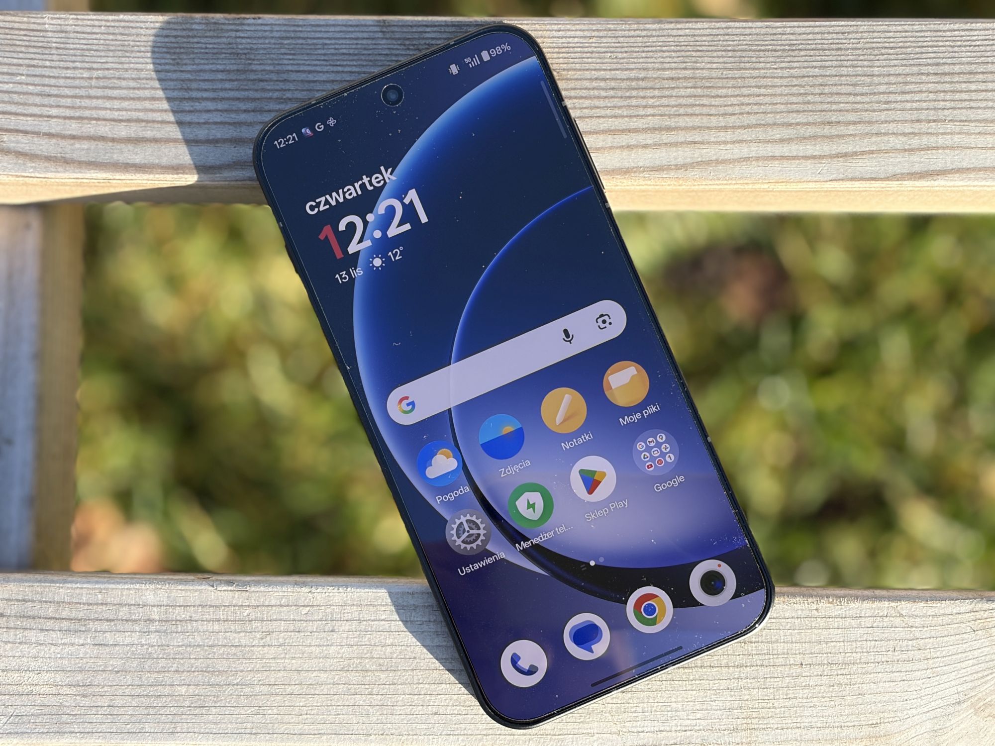 OnePlus 15 – pierwsze wrażenia. Bestia w matowej czerni