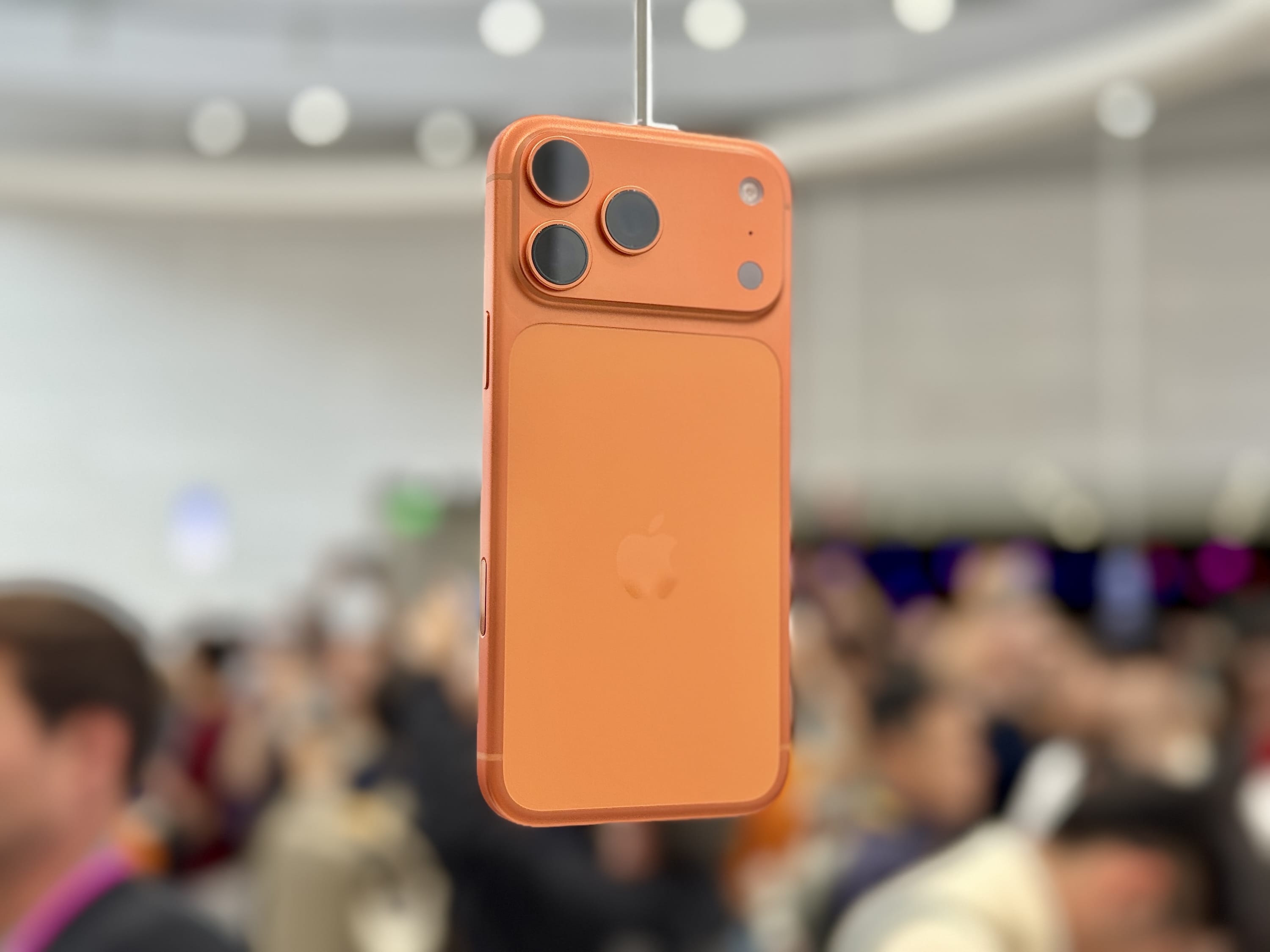 Nowa reklama komory parowej w iPhonie 17 Pro