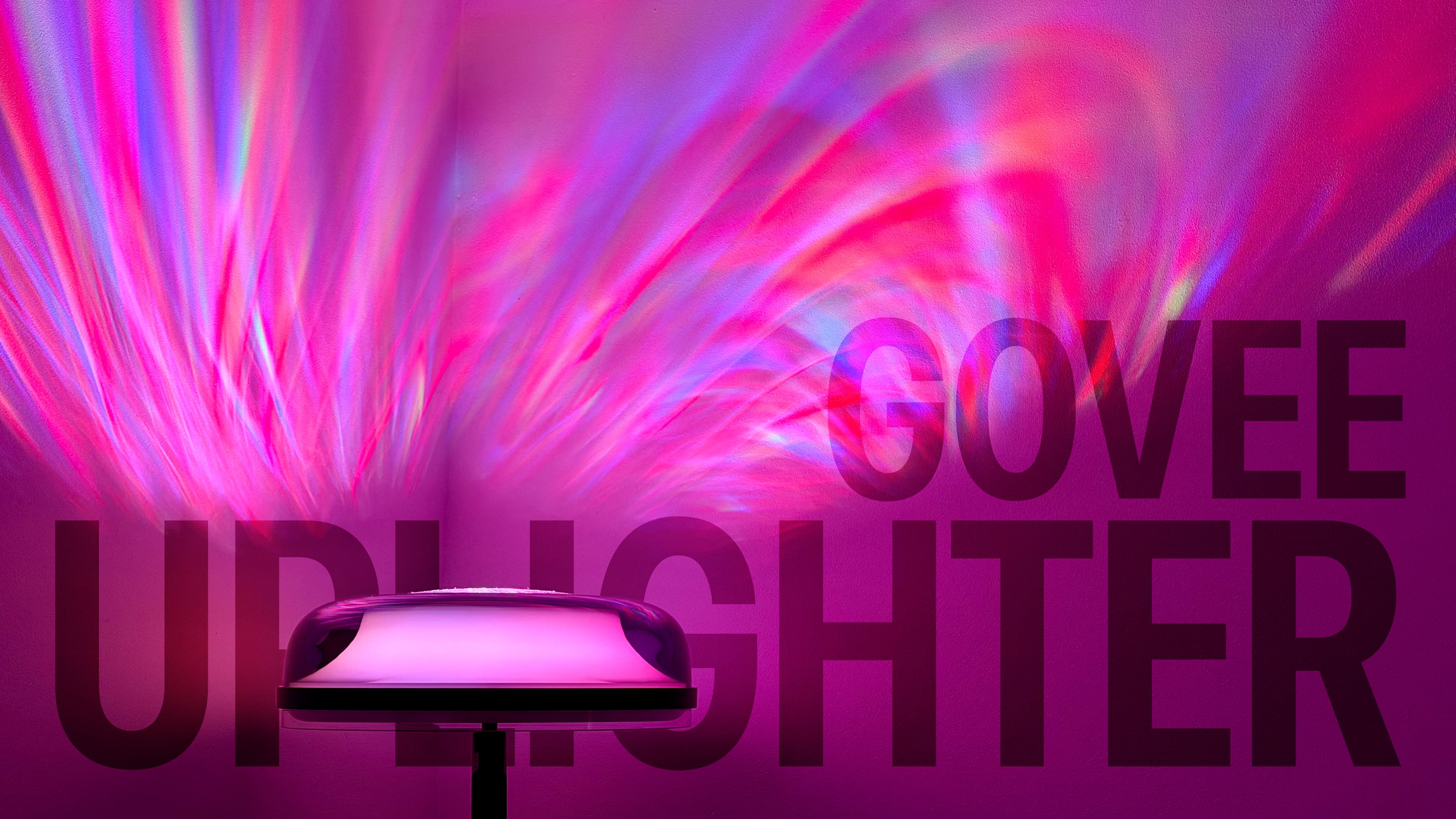 Wyjątkowa Govee Uplighter Floor Lamp z funkcją tworzenia zorzy polarnej na suficie [wideo]