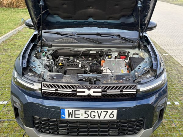 Dacia Bigster Hybrid 155