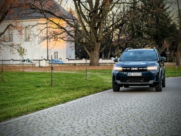 Dacia Bigster Hybrid 155