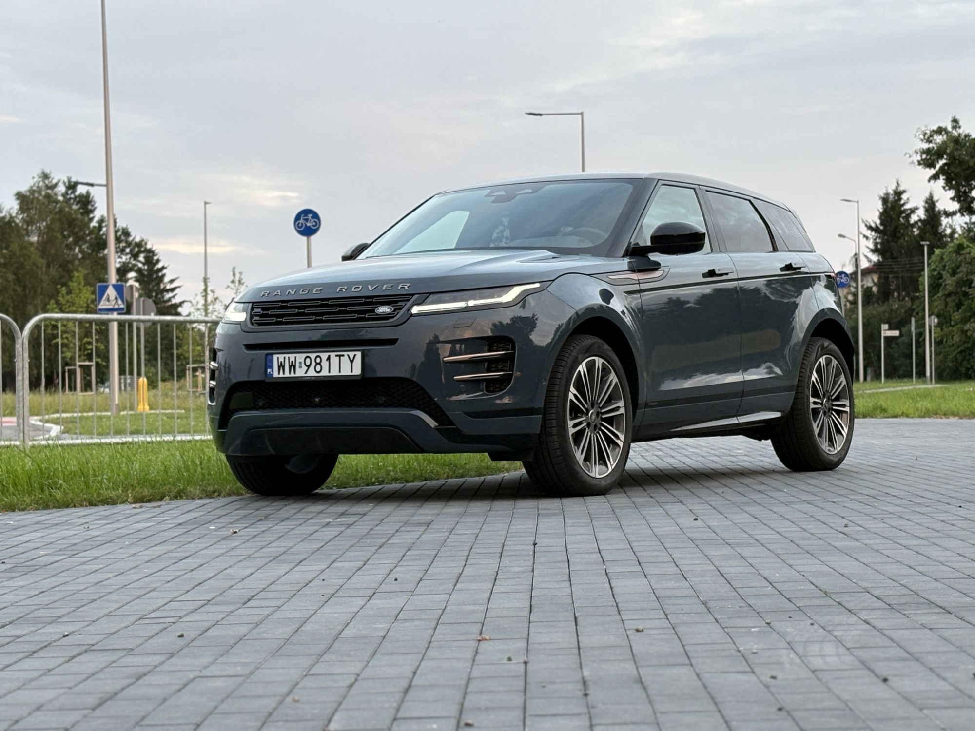 Range Rover Evoque D200 Autobiography – arystokrata w miejskiej dżungli [galeria]