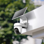 Zdjęcie okładkowe wpisu: Monitoring bez kabli i rachunków za prąd. TP-Link wprowadza kamery solarne Tapo