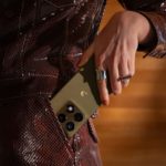 Zdjęcie okładkowe wpisu: Luksus w&nbsp;cenie… rozsądku? Motorola signature wchodzi do&nbsp;Polski. Znamy cenę i&nbsp;datę premiery