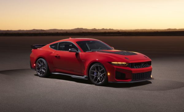 Mustang Dark Horse SC premiera