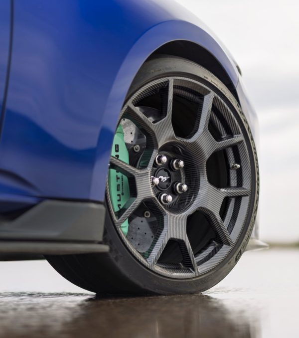 Mustang Dark Horse SC premiera