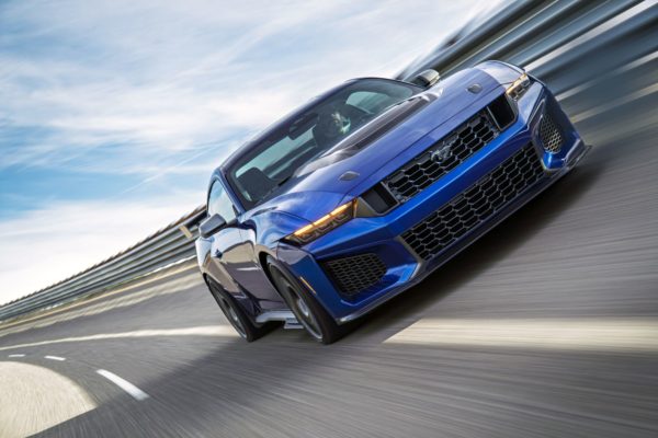 Mustang Dark Horse SC premiera