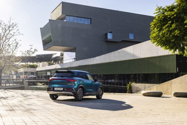 BYD ATTO 2 DM-i cena