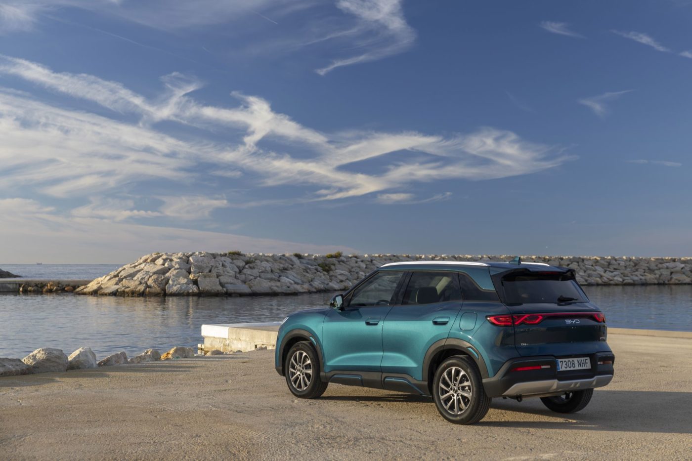 BYD ATTO 2 DM-i cena