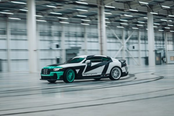 Travis Pastrana Bentley drift