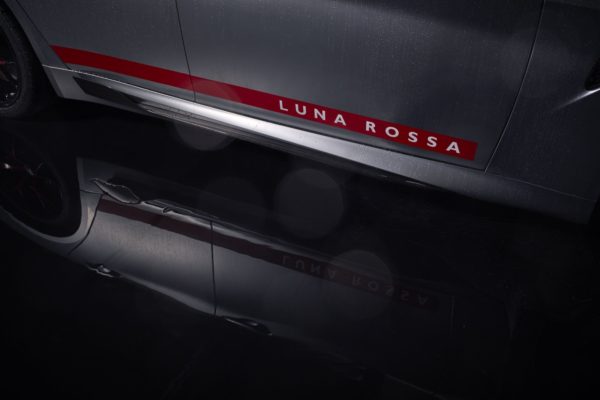 Alfa Romeo Giulia Quadrifoglio Luna Rossa