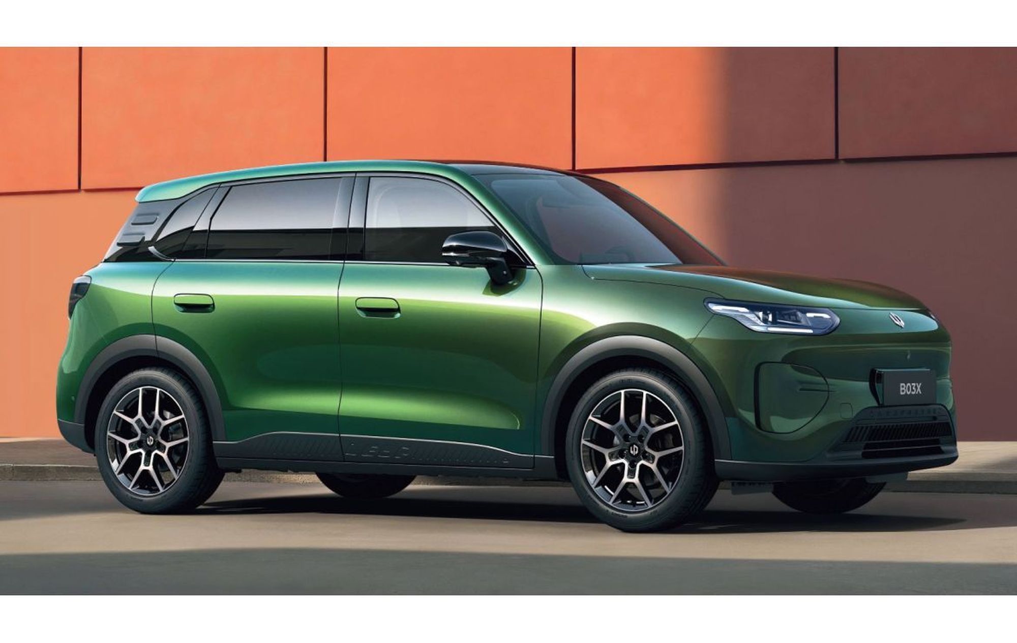 Leapmotor wjeżdża do Europy „na plecach” Stellantisa. Trzy premiery w Brukseli, w tym hybryda o zasięgu 900 km