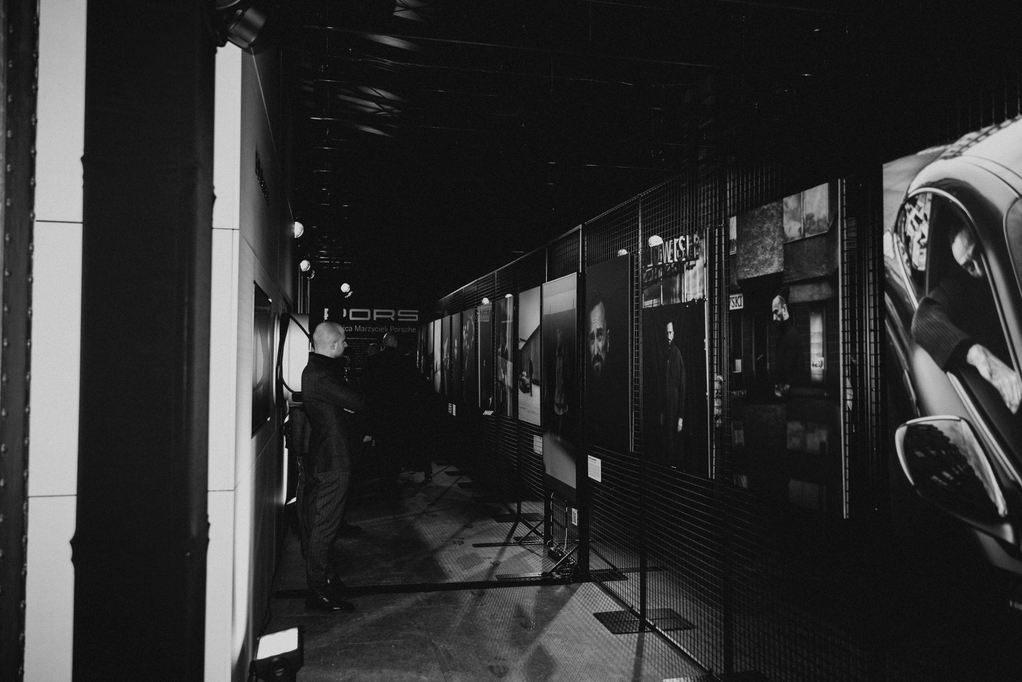 Porsche, Samsung i „Stolica Marzycieli”. Ostatni dzwonek, by zobaczyć cyfrową wystawę Marty Wojtal