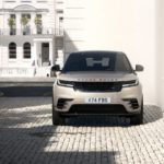 Zdjęcie okładkowe wpisu: Londyn ma&nbsp;wiele twarzy. Range Rover ubiera swoje modele w&nbsp;klimat Hoxton i&nbsp;Belgravii [galeria]