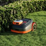 Zdjęcie okładkowe wpisu: Segway naprawia wady robotów bez&nbsp;kabla. Apple Find My&nbsp;i&nbsp;LiDAR w&nbsp;nowych kosiarkach Navimow