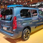 Zdjęcie okładkowe wpisu: Fiat trolluje ekologów w&nbsp;Brukseli? Wśród „odgrzewanych kotletów” stoi rodzinny van z… dieslem