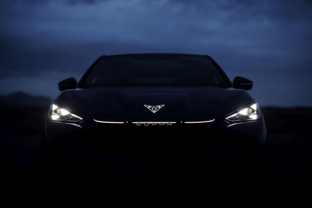 Zdjęcie okładkowe do wpis Podryw „na blachy” wciąż działa? Prawie połowa kierowców uważa, że&nbsp;auto pomaga na&nbsp;randce