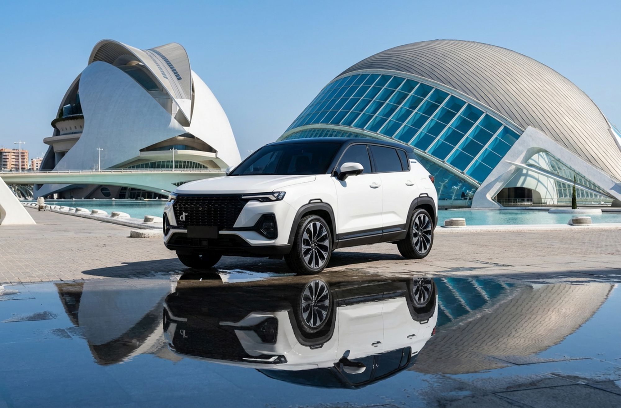 Włosi z chińskim sercem i fabrycznym LPG. DR Automobiles oficjalnie wjeżdża do Polski [galeria]