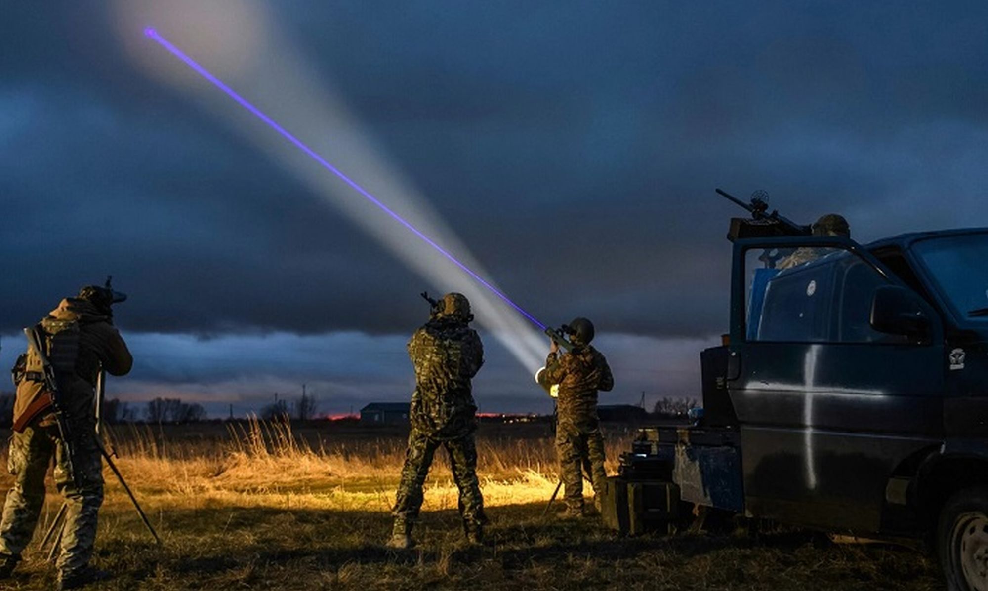 Ukraina testuje przenośny laser „Sunray” do strącania dronów
