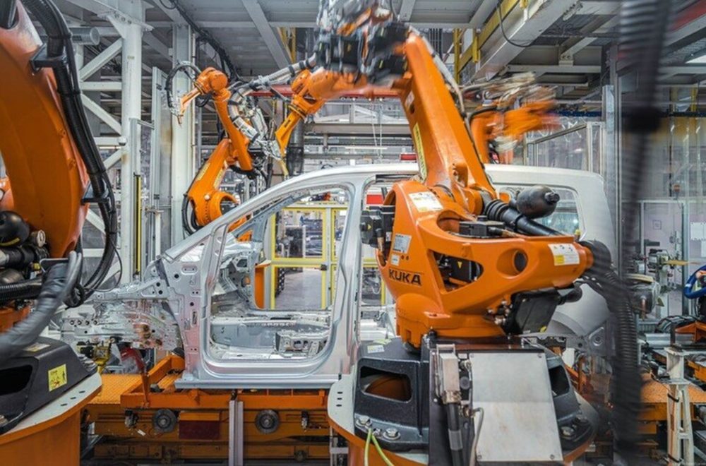 Zdjęcie okładkowe do wpis Maszyny jak z&nbsp;„Transformers” na&nbsp;żywo. Volkswagen za&nbsp;darmo otwiera swoje fabryki w&nbsp;Wielkopolsce